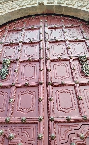 ESCÁNDALO A PUERTAS DE LA CANDELARIA.