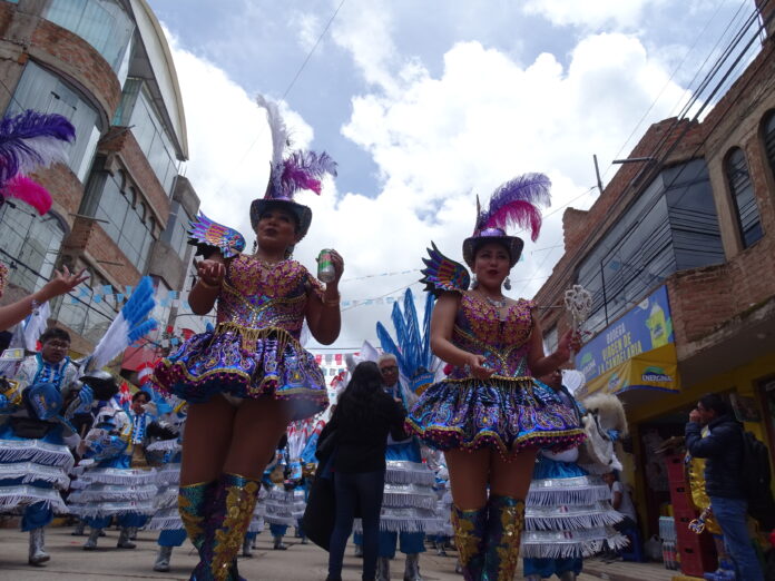 LA CANDELARIA Y LAMENTO BOLIVIANO