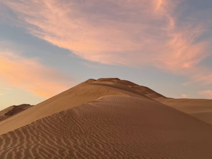 TORRES DE ACARÍ: AREQUIPA PRESENTA AL MUNDO LA DUNA MÁS ALTA DEL PLANETA.