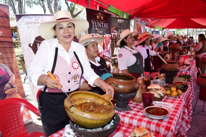 CAYMA CUNA DEL ADOBO, PRESENTA EL FESTIVAL DEL ADOBO CAYMEÑO