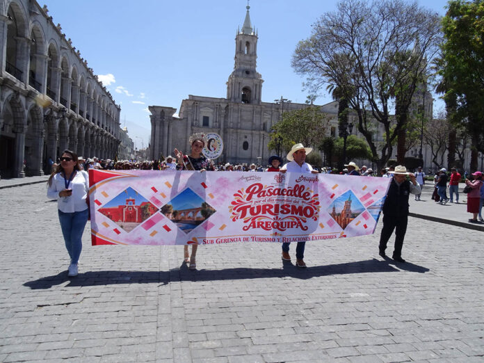 EL TURISMO, UNA GRAN FIESTA